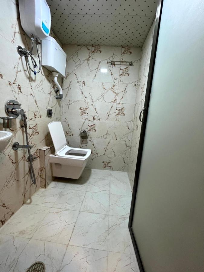 Hotel Delmond Prime- Near Nesco Мумбай Екстериор снимка