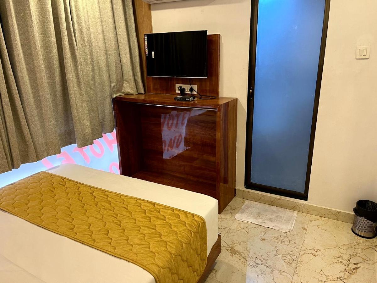 Hotel Delmond Prime- Near Nesco Мумбай Екстериор снимка